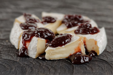 Brie cheese with jam