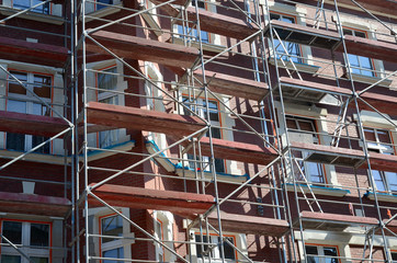 Scaffolding on a townhouse
