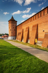 Fototapeta na wymiar defensive wall and tower of the Kolomna Kremlin