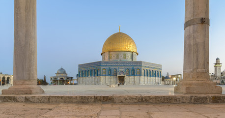 Dome of the Rock in Jerusalem - obrazy, fototapety, plakaty