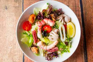 Sea food green salad