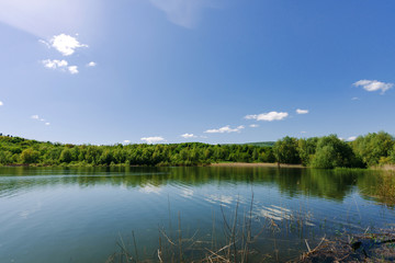 Fototapeta na wymiar Lake in Truskavets