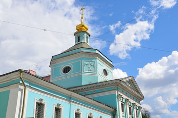 Москва, Храм Троицы Живоначальной в Серебряниках с...