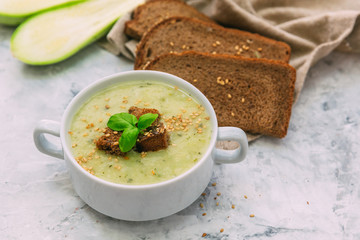  Cream of zucchini soup