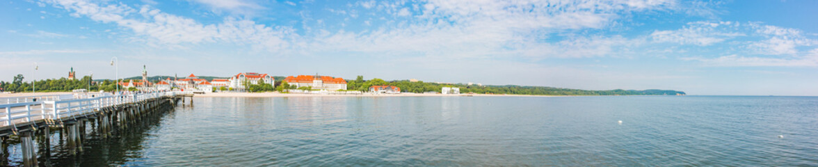 Fototapeta premium Pier in Sopot (Molo w Sopocie) Gdynia (Gdingen) pomorskie (Pommern) Polska (Polen)