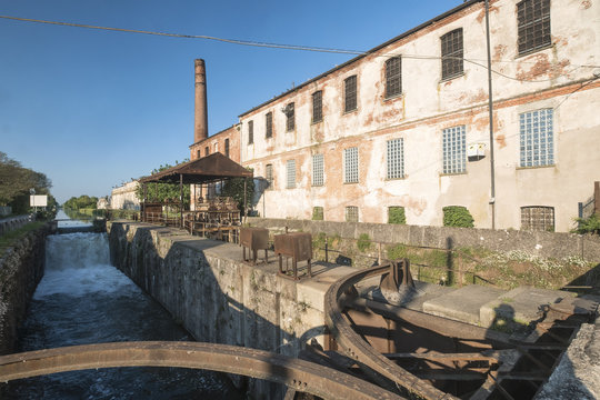 Naviglio Pavese from Pavia to Milan (Italy)