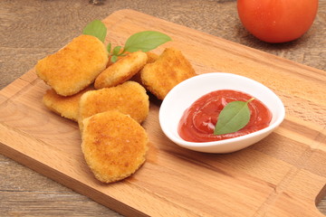 Nuggets chicken tomato basil