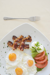 Bacon and eggs breakfast - tomatoe, morning, healthy