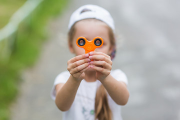 New in trend toy spinner in the girl in the hooking