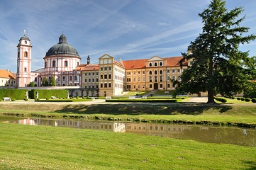 Fototapeta na wymiar old castle and park, Jaromerice nad Rokytnou, Moravia,Czech republic,Europe