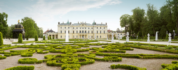 Pałac Branickich w Białymstoku, Polska