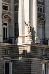 Detalle esquina palacio real