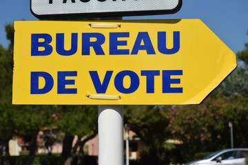 Obraz premium Panneau bureau de vote