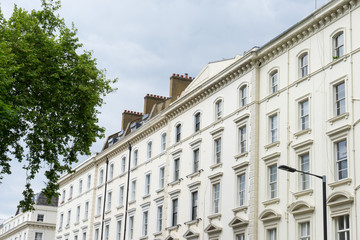 Fototapeta na wymiar British style building, South Kensington, London