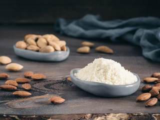 Fototapeta na wymiar almond powder or almon flour
