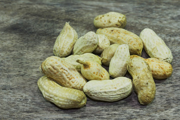 boil nut ,peanut ,Beneficial to the body ,food,Used as food ingredient ,shell,nut