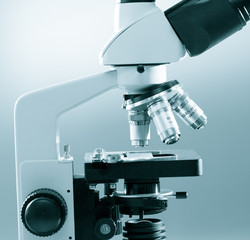 Subject table microscope and interchangeable lenses. Microscope is the main research tool in many scientific laboratories