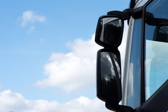 Ein Blick auf einen Lastwagen LKW