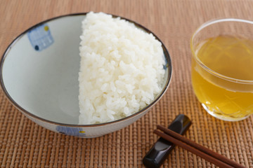 半分に入れたご飯
