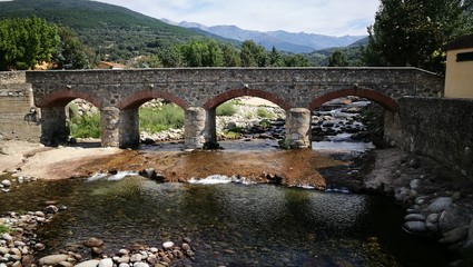 puente antiguo