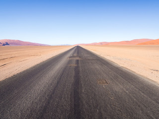 Fototapeta na wymiar Road in the Namib-Naukluft National park in Namibia