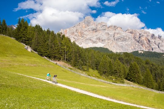 Mountain bike in Val Badia