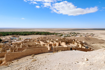 Oasis in the Sahara desert next to the ruined settlement, Chebika, Tunisia