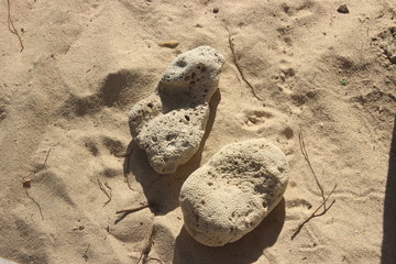 piedras de mas