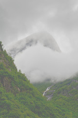 Briksdalsbreen