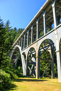 Cape Creek bridge on Rte 101 in Oregon, USA