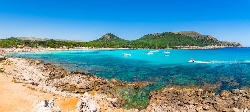 Insel Strand Bucht Spanien Mittelmeer K&uuml;ste Mallorca Cala Ratjada, Cala Agulla