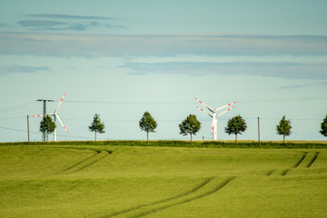 Fototapeta na wymiar windmill at the horizon