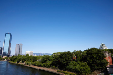 Fototapeta na wymiar 大阪ビジネスパークと大阪城