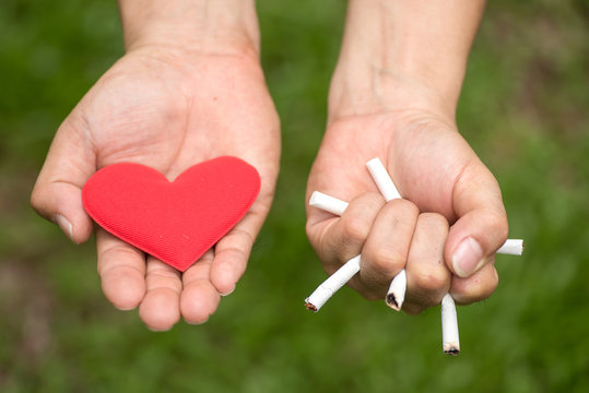 Quitting smoking strengthens the heart.