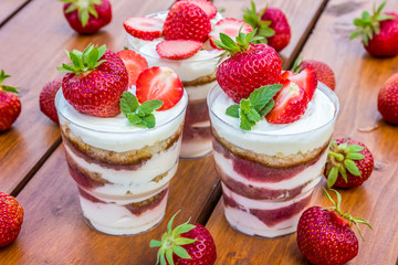 cake with strawberry and mint in cup (trifle)