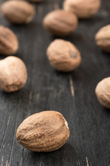 Dry nutmeg