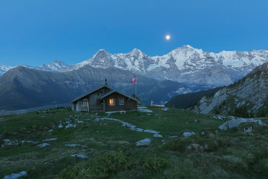 Fototapeta Eiger, Mönch und Jungfrau im Blickfeld