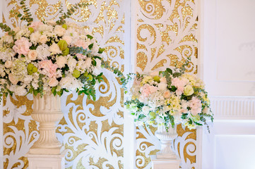 Fototapeta na wymiar wedding flower decoration 