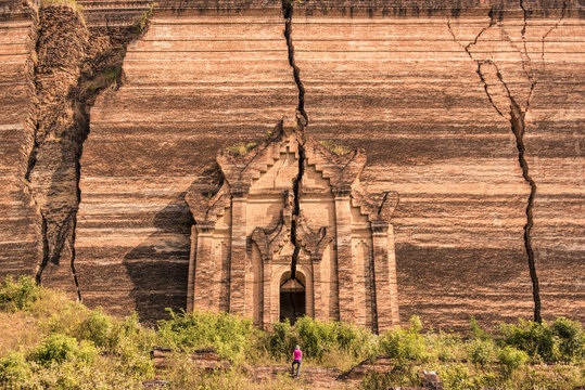 Myanmar, Mandalay, Mingun