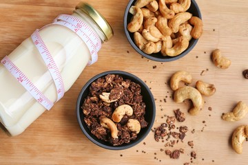 healthy granola with cashew