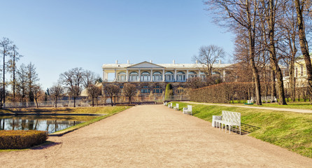 Fototapeta na wymiar The Cameron Gallery in the Catherine Park in Tsarskoye Selo.