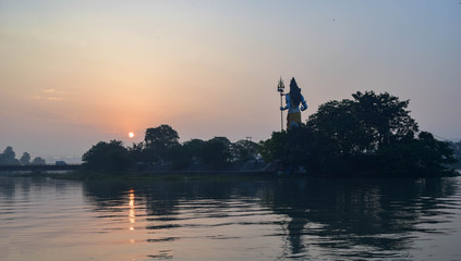 Fototapeta na wymiar Shiva god big statue in Haridwar