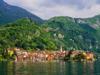 Naklejka na ściany i meble Town of Varenna town at Lake como,Italy
