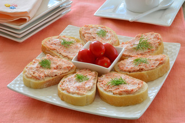 Smoked salmon cream cheese appetizers