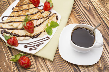 Crepes with bananas and cream