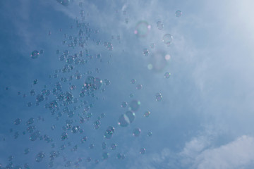 Seifenblasen am Himmel