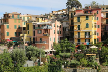LES CINQ TERRES
