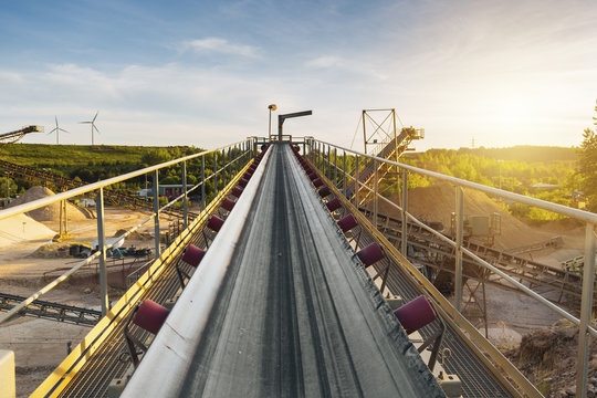 F&ouml;rderband in Tagebau