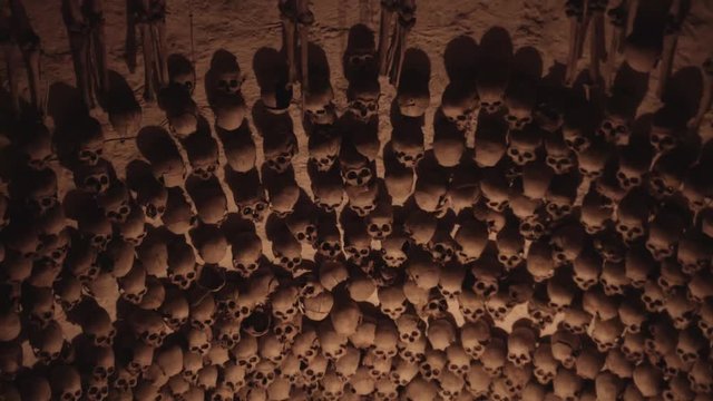 Skulls underground 4k