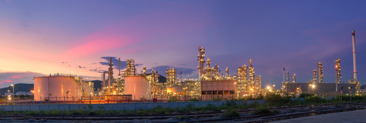 Fototapeta na wymiar Oil refinery industry